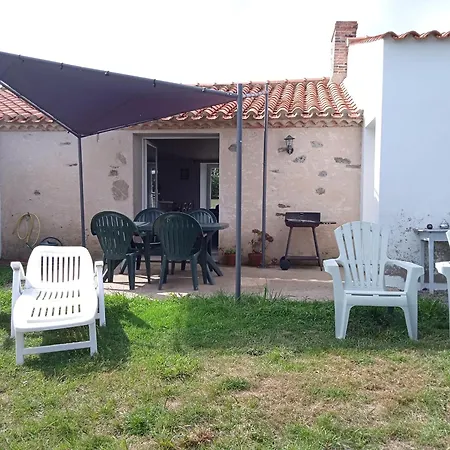 Authentique Avec Cheminee, Terrasse Privee, Accessible Pmr, Peche Et Activites Ulm - Vendee Landhuis *